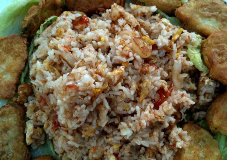 cara membuat Nasi goreng sawi spicy+ tempe goreng