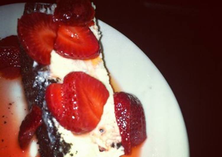 resep Strawberry Oreo Cheesecake (No Oven)
