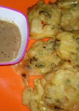 Tahu Mendoan & Sambal Kacang