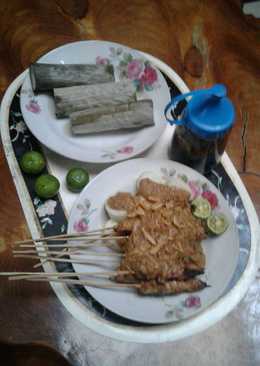 Sate ayam bumbu kacang