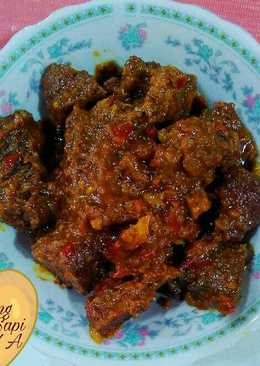 Rendang daging sapi