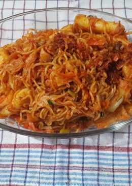 Rampokki (Ramen Topokki)