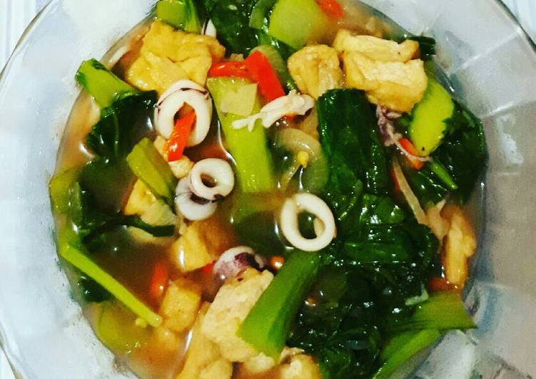 bahan dan cara membuat Pakcoy Tofu Seafood Saus Tiram