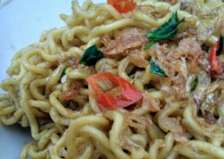 Resep Mi goreng pedas Oleh chartica sativa