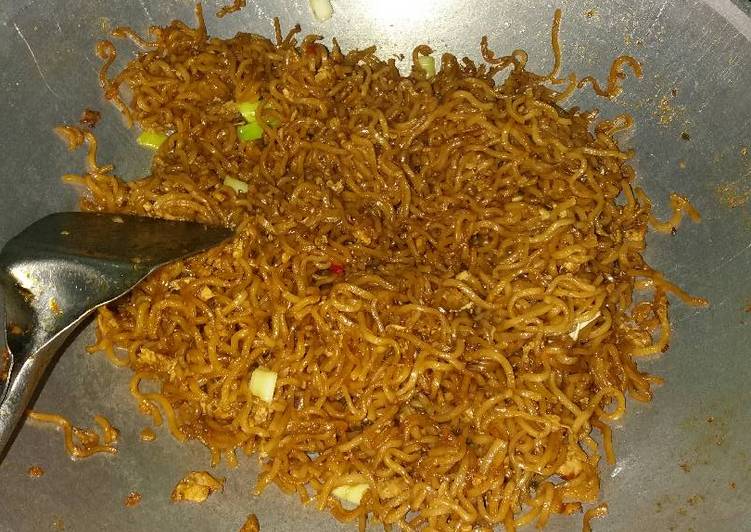 Resep Mie goreng ala" abang nasgor?? - Mega Ayu