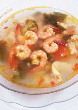 Tom Yam Udang Ayam