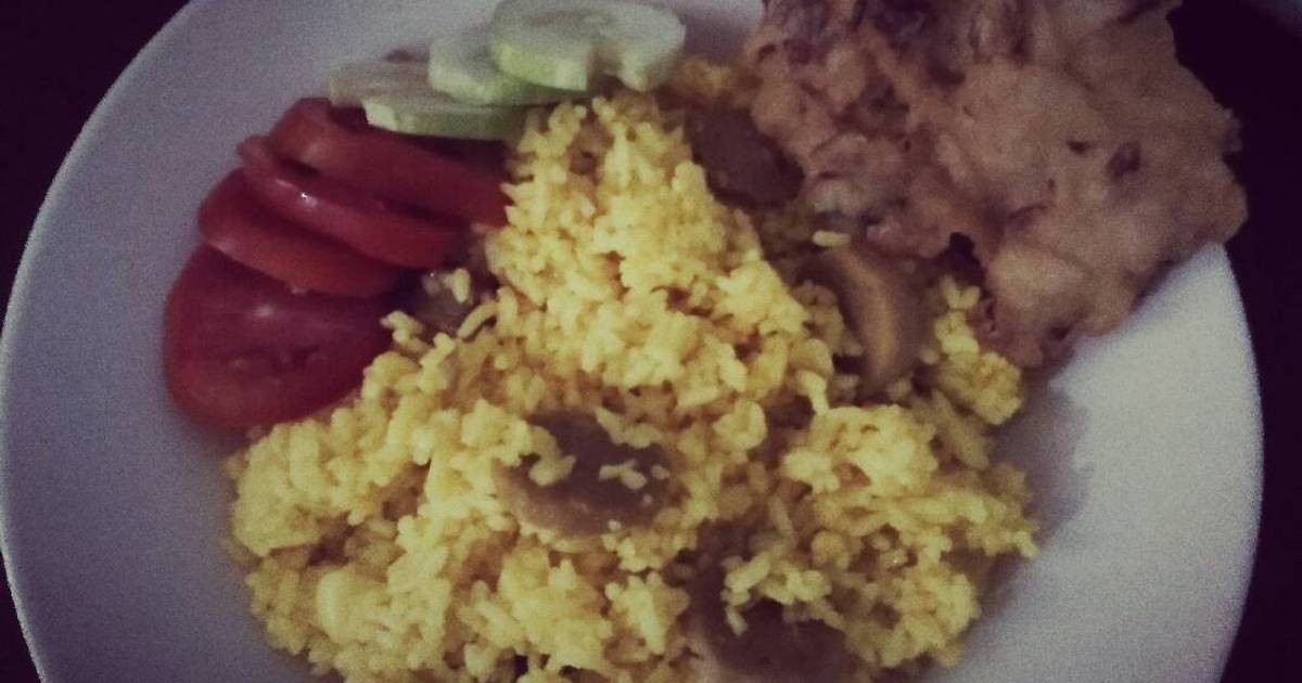  Resep  Nasi  goreng  kunyit oleh Uswatun Hidayah Cookpad