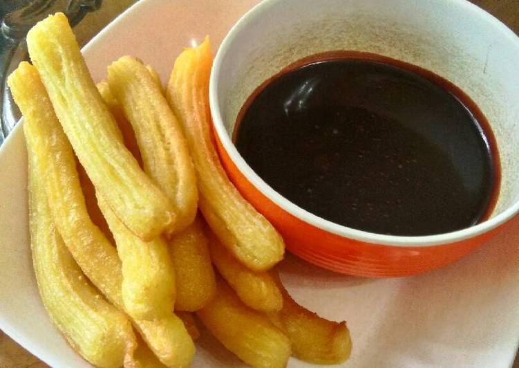 resep lengkap untuk Churos saus coklat simple dan gampang