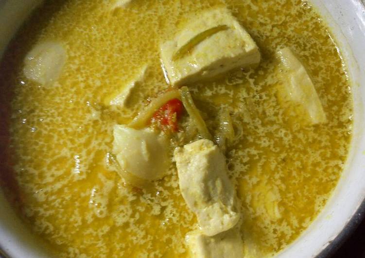  Resep Sayur tahu bumbu kuning oleh Mooza HafiFah Cookpad