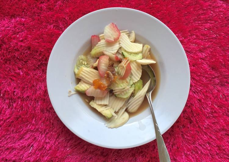 Resep Rujak Kuah Pindang Khas Bali oleh MDS kitchenette Resep Rujak Kuah Pindang Khas Bali oleh MDS kitchenette