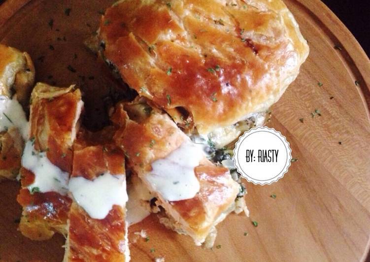 gambar untuk resep Salmon En Croute