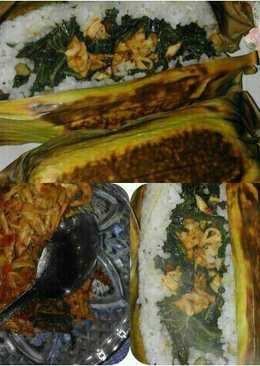 Nasi Bakar Isi Ayam Daun Singkong~