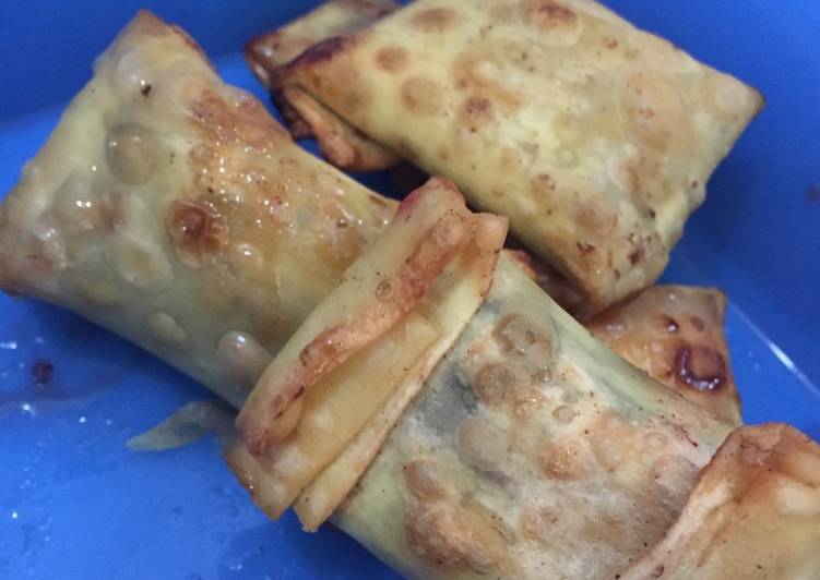 gambar untuk resep makanan Lumpia keju coklat lumer