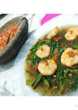 Tumis kangkung udang pedas