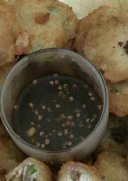 Cireng isi keju dan oncom sambel rujak terasi