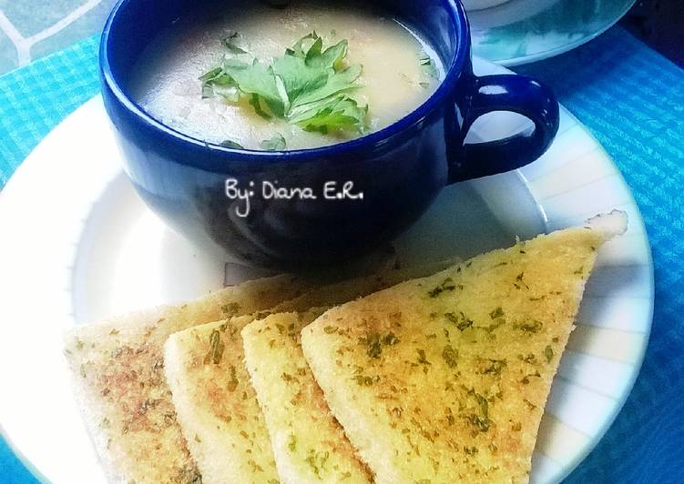 gambar untuk resep makanan Garlic Bread with Potato Cream Soup (Roti Bawang dgn Sup Krim Kentang)