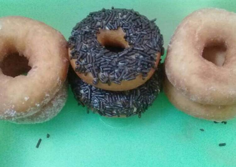 bahan dan cara membuat Donat Empuk Tanpa Kentang