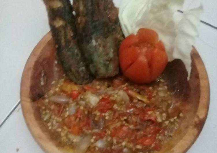 Pecel lele