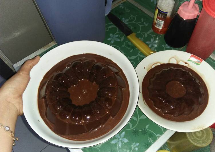 Resep Puding coklat with vla cokelat oleh adra hartina Cookpad