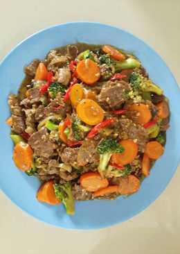 Daging sapi lada hitam cah brotel (brokoli wortel)