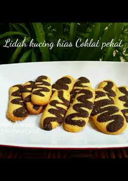 Lidah kucing hias coklat pekat