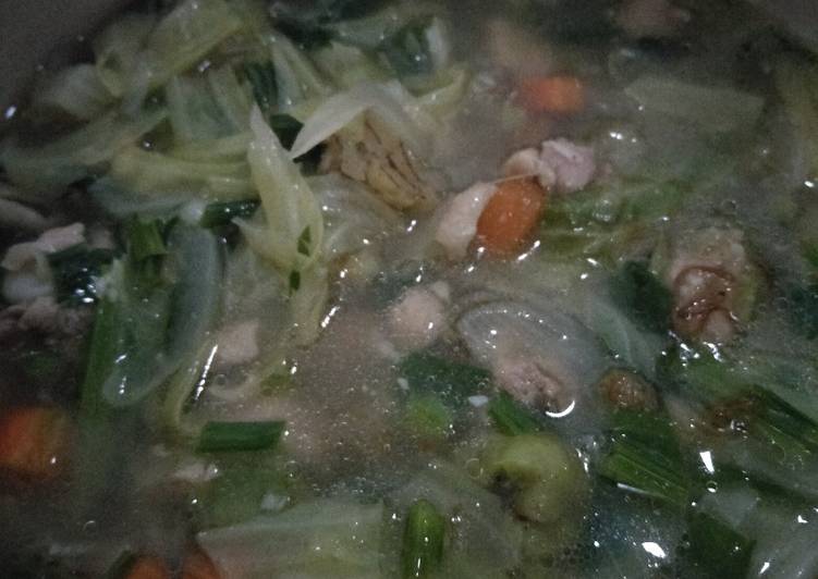 bahan dan cara membuat Sop Ayam plus Sayur