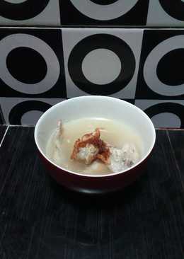Sop ayam bening dengan bumbu seadanya keto