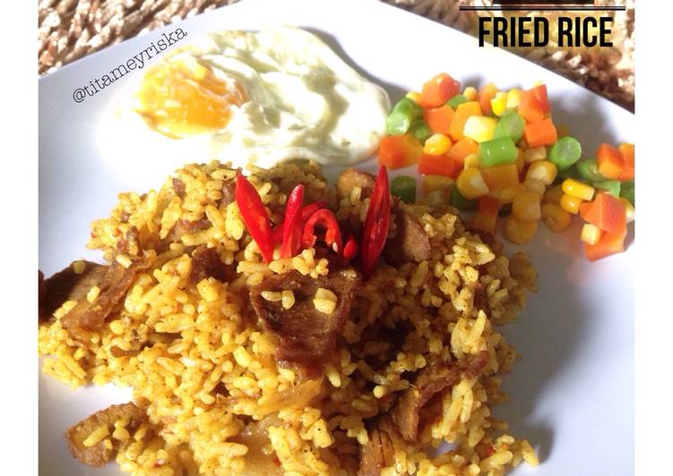 cara membuat Curry Fried Rice (nasi goreng kari)