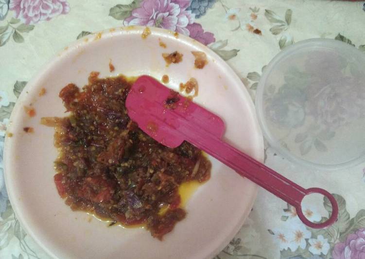 gambar untuk resep makanan Sambal bawang bu rudy ala anak kosan (recook dr mb ribka)