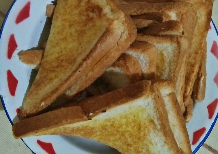 gambar untuk cara membuat Roti bakar teflon isi abon sapi keju