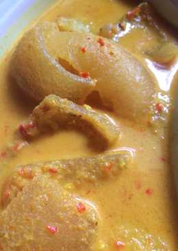 Gulai kikil /jangek/tunjang