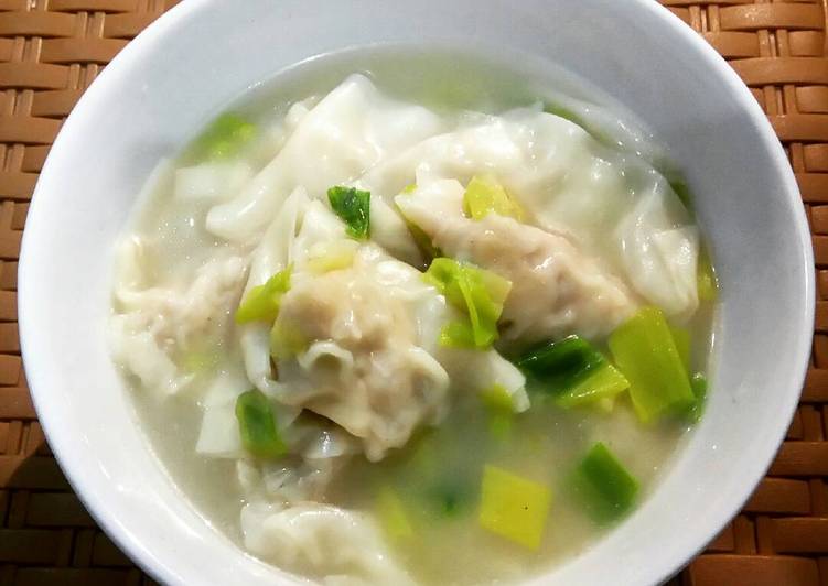 gambar untuk resep Wonton soup / kuah pangsit