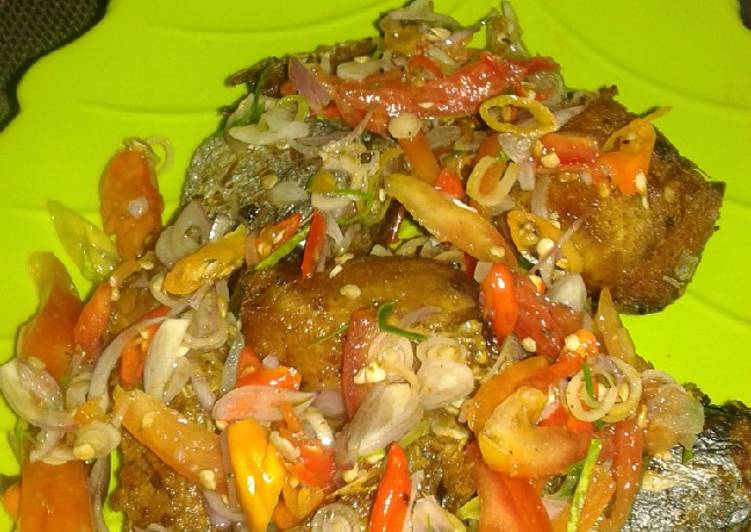 Tuna siram sambal matah praktis recipe main photo