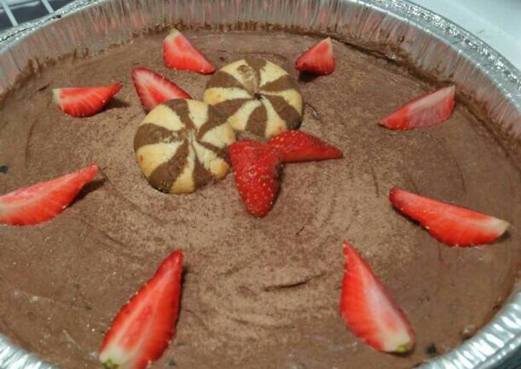 resep lengkap untuk Choco Mousse Pie (No bake)