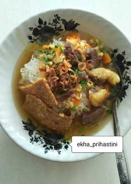 Soto daging seger