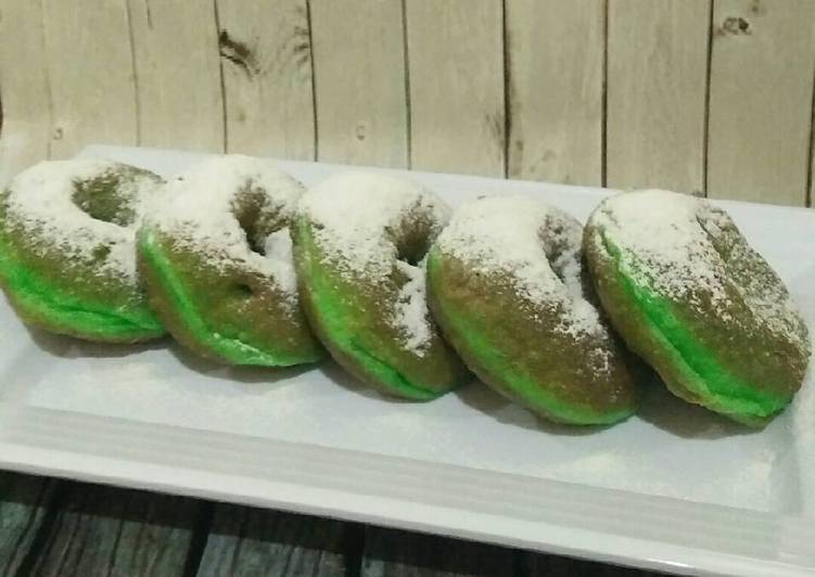 bahan dan cara membuat Donat Kentang Pandan Pake Santan ????