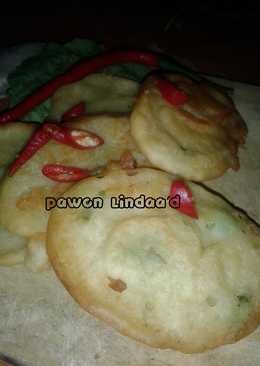 Gulor (terigu telor) keju goreng