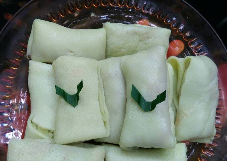 resep masakan Dadar gulung isi unti kelapa