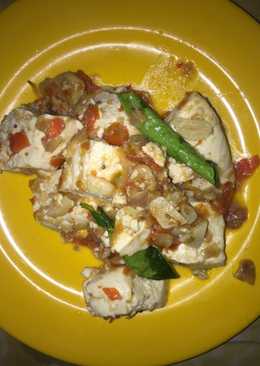 Rica tahu pedas
