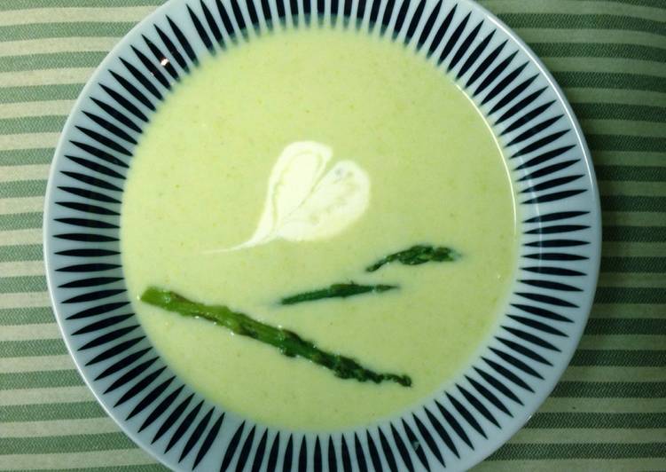 resep makanan Sup krim asparagus