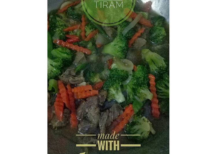 gambar untuk cara membuat Tumis Brokoli Daging Saus Tiram