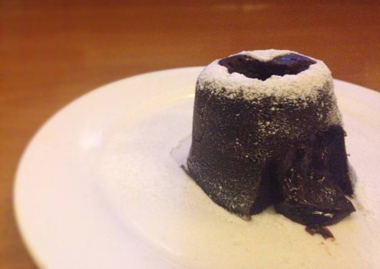 gambar untuk cara membuat Chocolate Lava Cake (kukus)