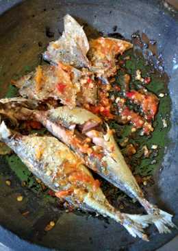 Ikan Benggol Penyet Orek