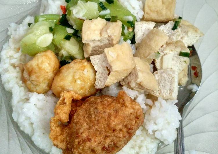 resep makanan Sup Oyong Telur Puyuh + Bakwan Goreng Udang