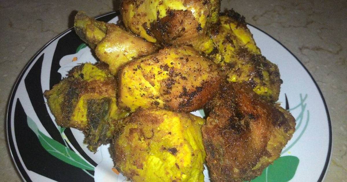 Resep Ayam goreng bumbu kuning ala Dapurnya Uut