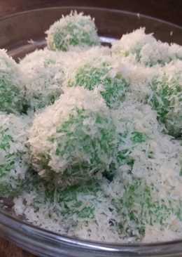 Klepon ketan isi gula merah