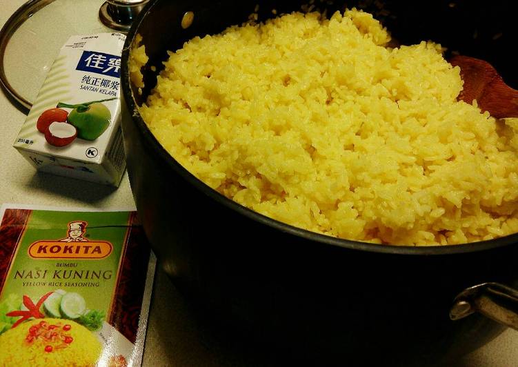 resep makanan Nasi kuning Kokita + santan kara