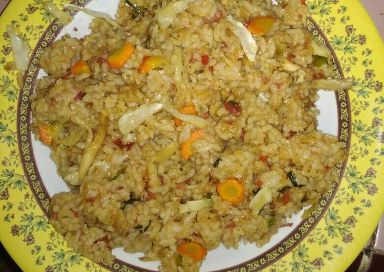 resep lengkap untuk Nasi goreng kornet