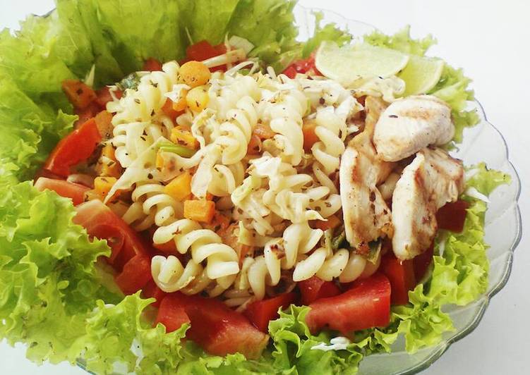 resep masakan Chicken pasta salad