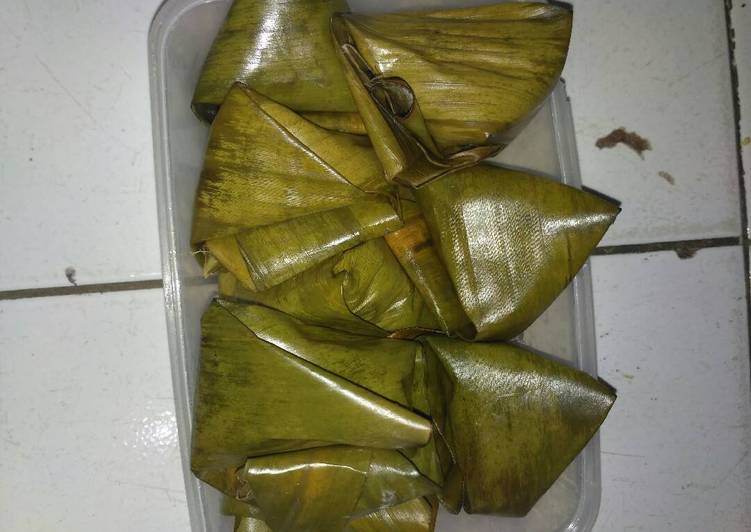 gambar untuk cara membuat Kue Bugis isi kelapa